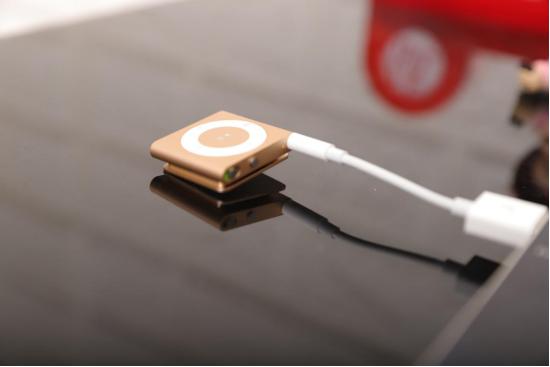 ipodshuffle4代5代区别,ipodshuffle4无损拆解