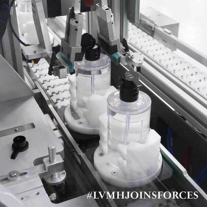LV产洗手液Prada造口罩齐心抗疫全球奢侈品行业助力