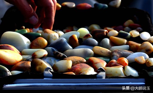 中国玉石交易市场排行,最新中国最大的玉石市场