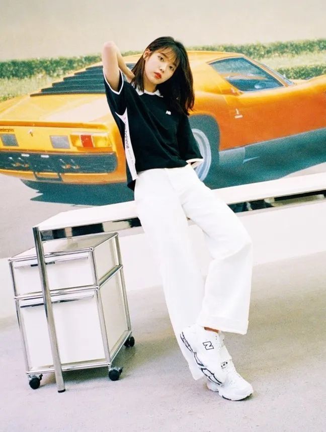 鞋柜怎么放春夏秋冬的鞋 (鞋柜必备的小白鞋)