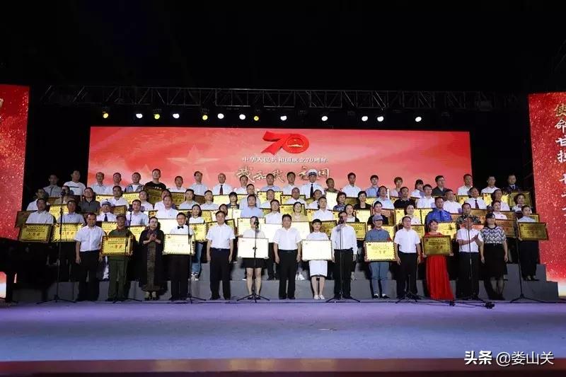 昨天，世纪广场这场千人合唱有你吗？