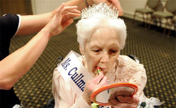 如何区分泰国的人妖和真正女性,怎么区分泰国女性和人妖