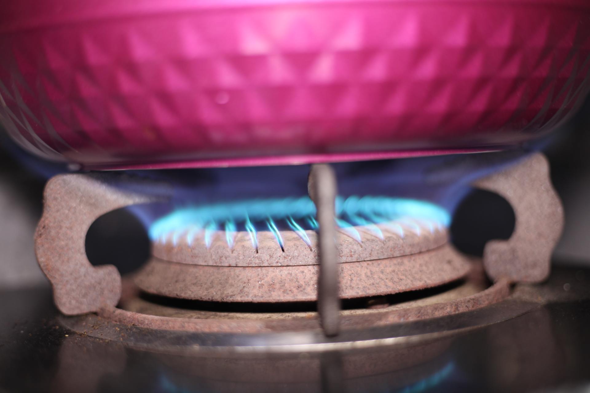 走近氪学｜粘锅退款！打死都不粘的不粘锅？