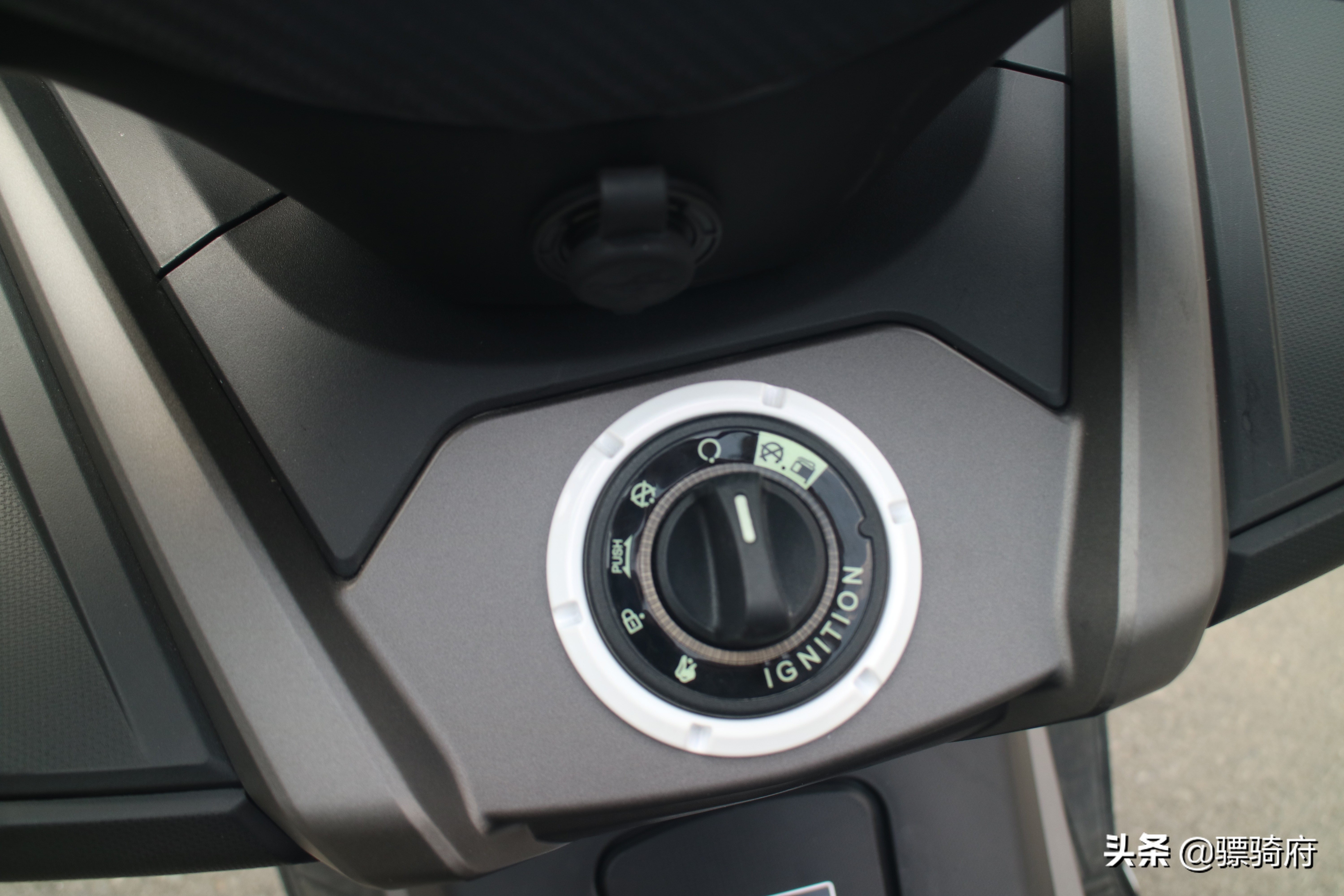 大阳v锐300与本田nss350对比评测,大阳v锐300高速测评