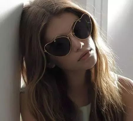 今年超火的gm墨镜,全智贤和范冰冰同框泰国女神