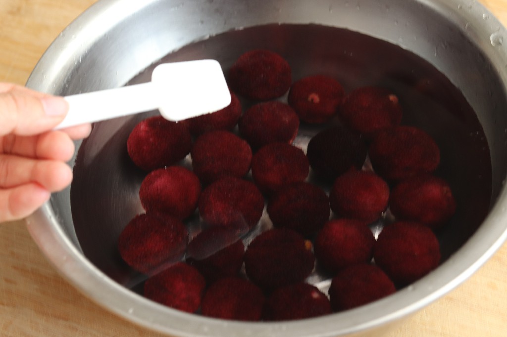 清洗杨梅是放淀粉还是面粉,清洗杨梅用什么碱