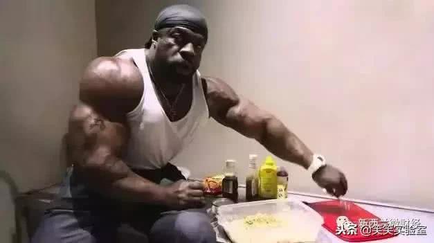 黑帮里面的钱和武器,黑帮用的东西是什么