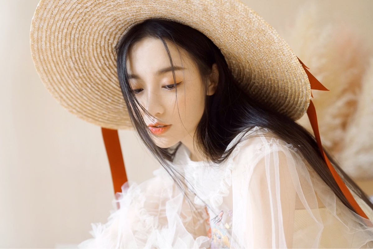 特殊头像女生,特别微信头像女