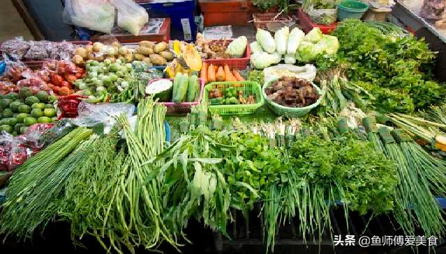 就地过年买年货，记得三多三少，实惠实用有年味，拒绝浪费不心疼