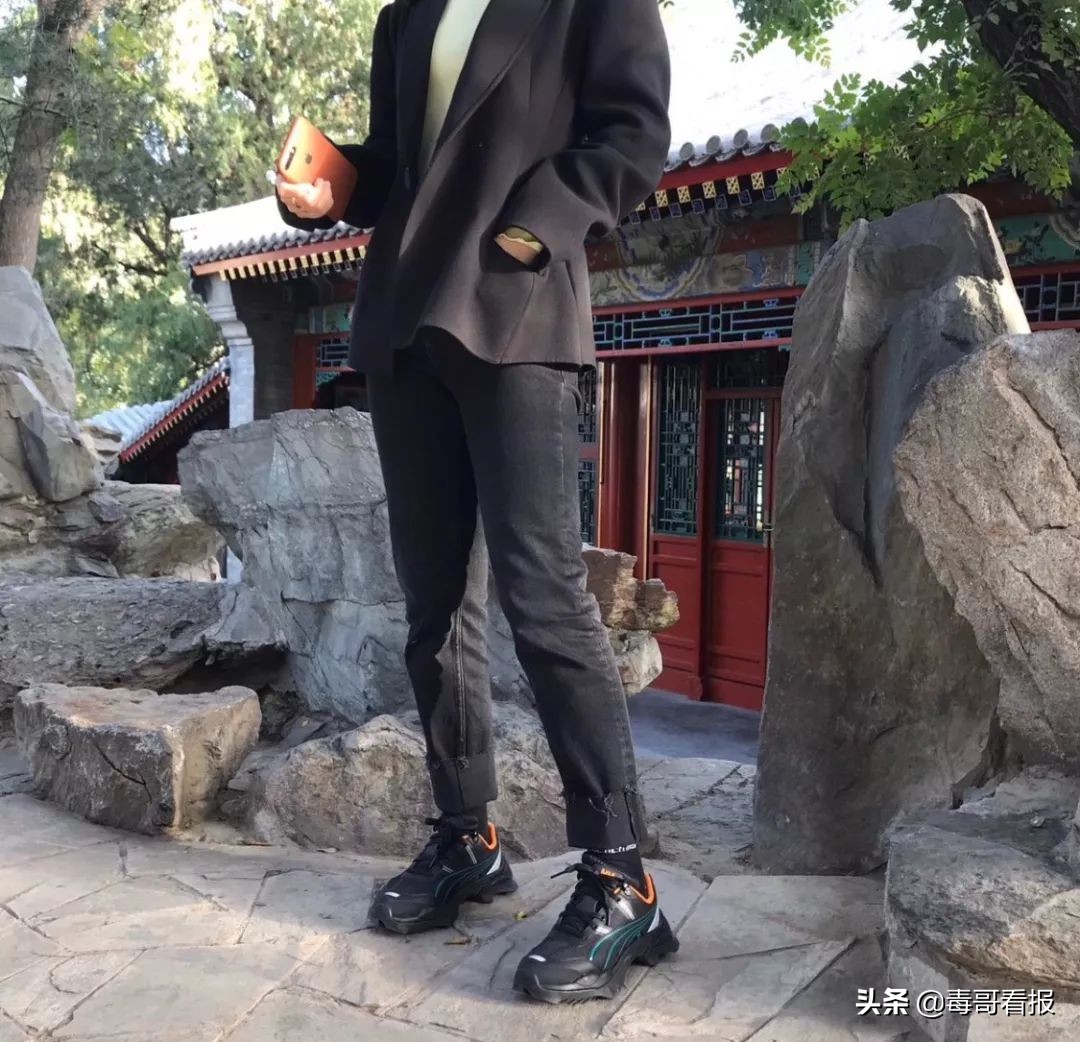 puma全面反光的鞋子,puma全掌碳板钉鞋测评