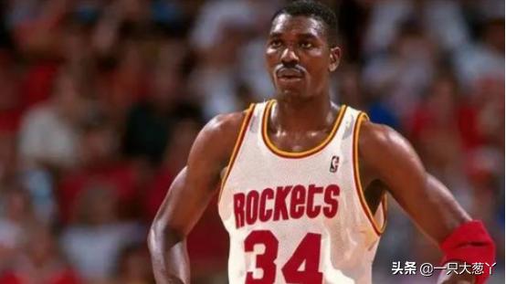 姚明名人堂参加的球星,姚明大梦奥拉朱旺梦幻脚步