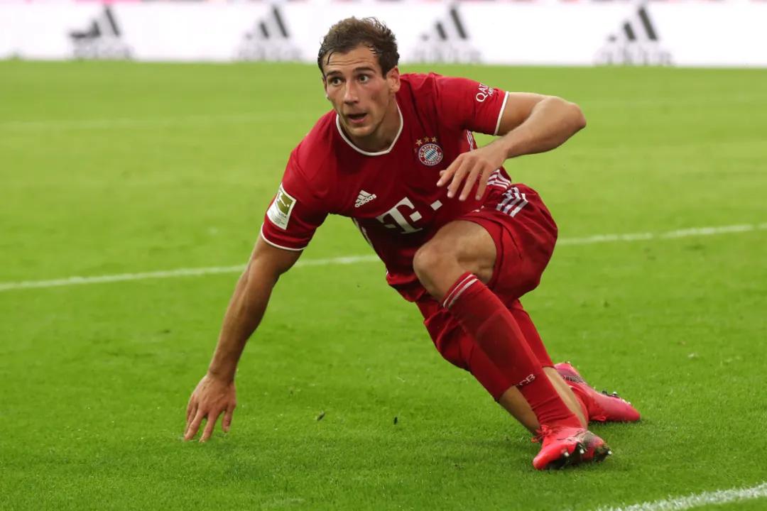 格雷茨卡可以踢中后卫吗,格雷茨卡值得换么