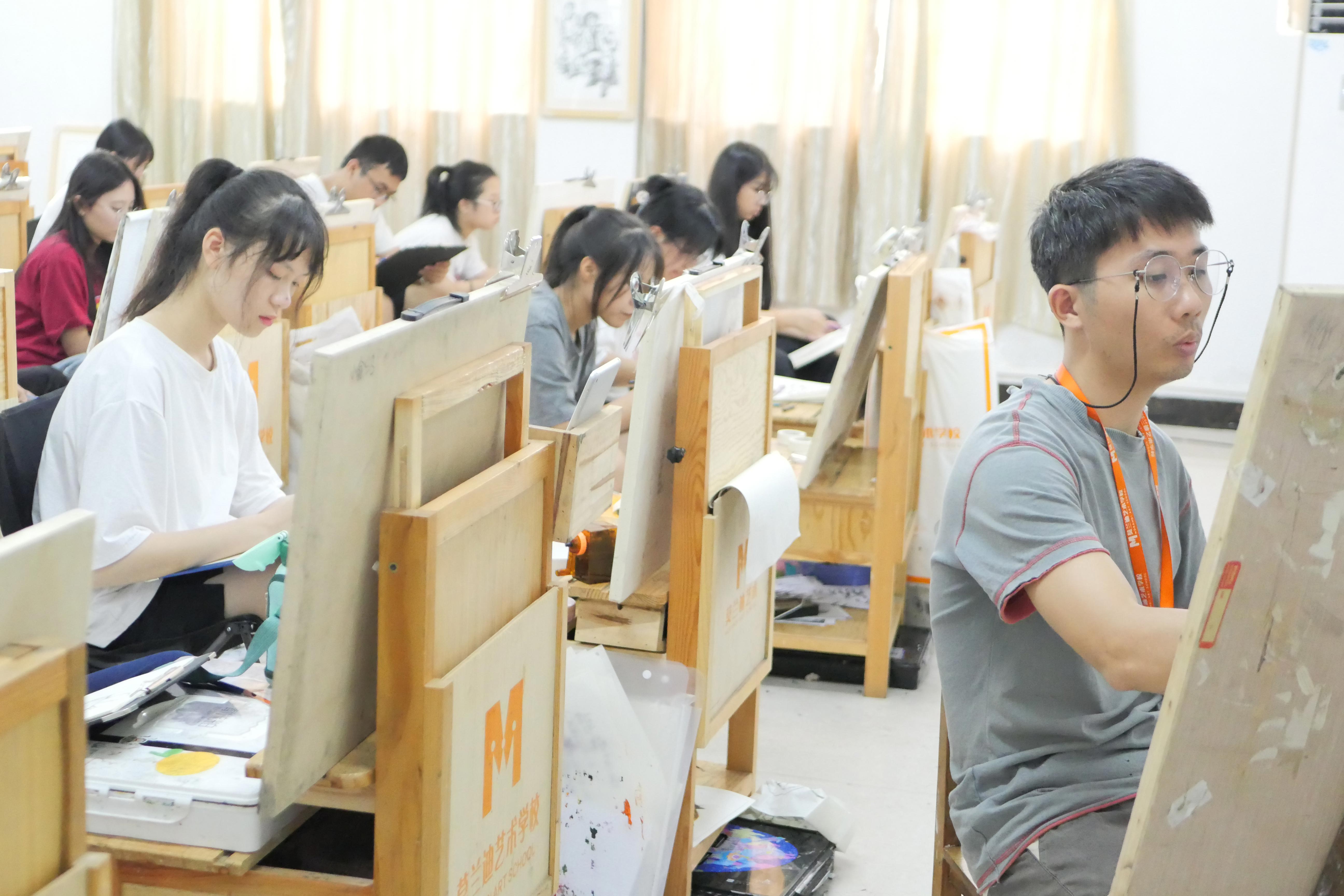 九大美院院校排名,九大美院最难考的专业