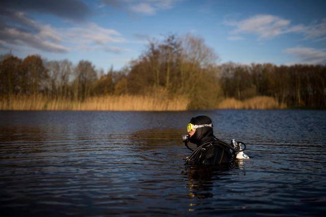 上班划水摸鱼才叫赚钱,最简单最容易赚钱的工作