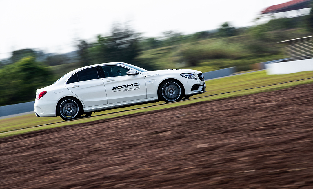 AMG驾驶学院珠海站，来自“忠实铁粉”的七千字心得报告