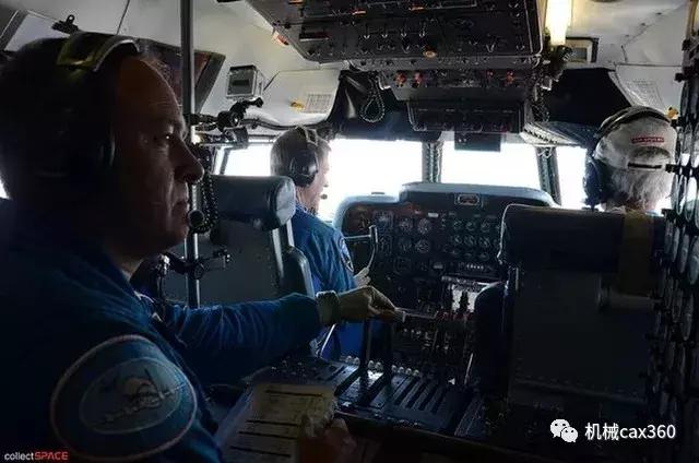 最大型运输机自重是多少吨,目前全世界最大的运输机