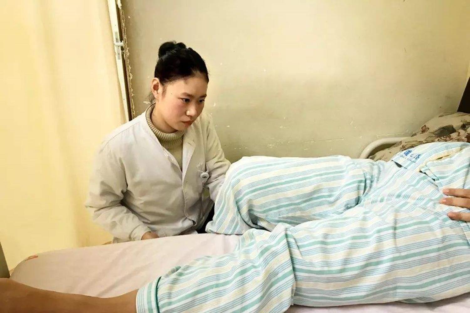 孕妇耻骨痛是什么原因引起,孕妇耻骨痛突然减轻了怎么回事