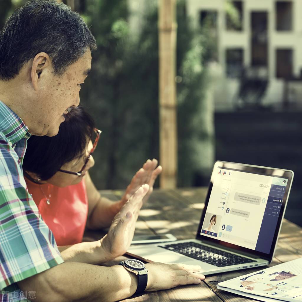 70多岁玩智能手机,玩转智能手机10天