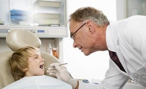 小孩子龋齿有牙虫怎么办,幼儿牙齿预防龋齿最好的办法