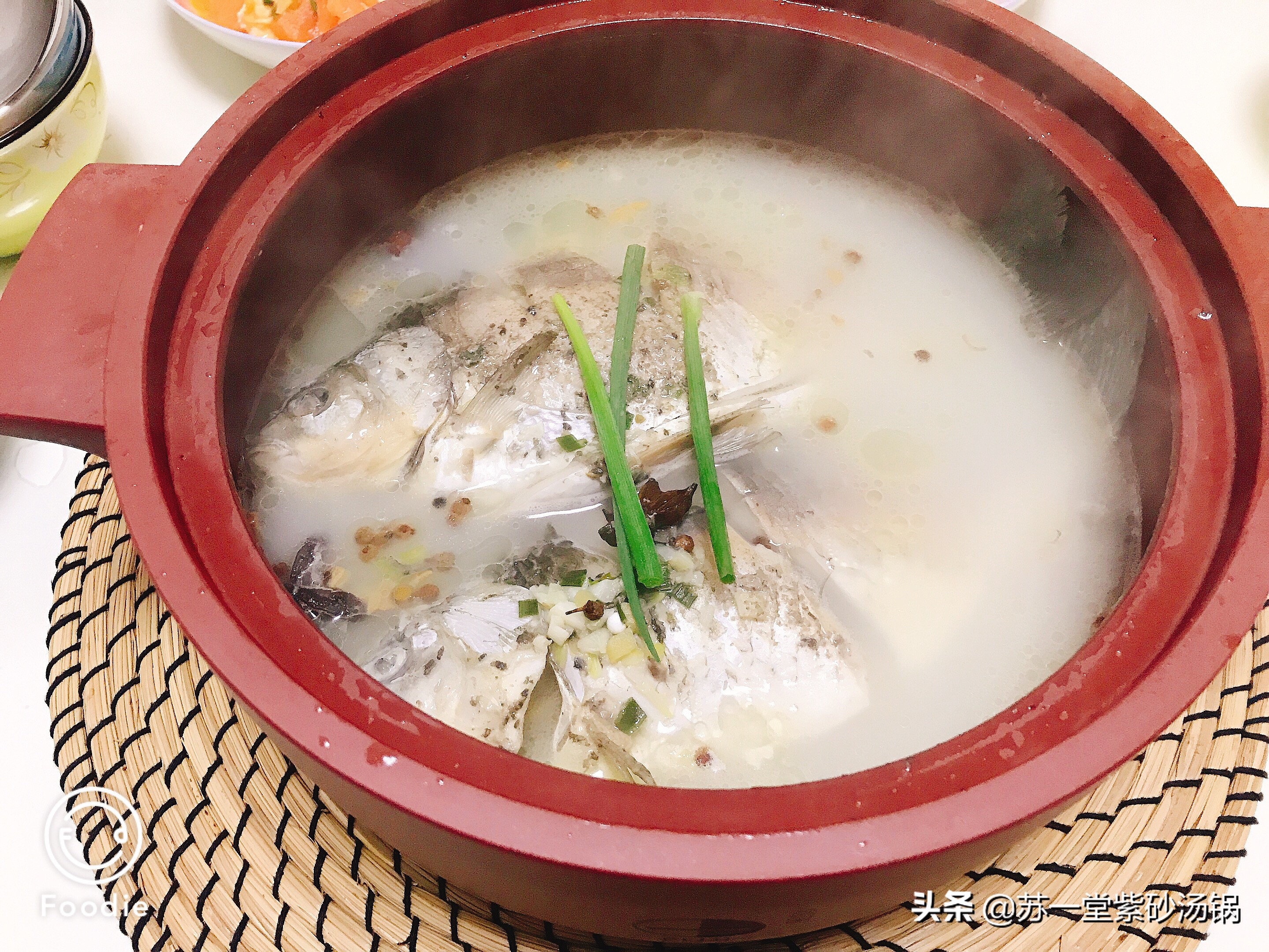 紫砂锅煲汤真假辨别,买什么材质的紫砂锅好呢