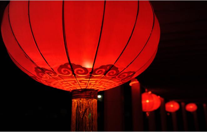 精美红灯笼，跟宝贝们一起做起来，还能学到很多新知识