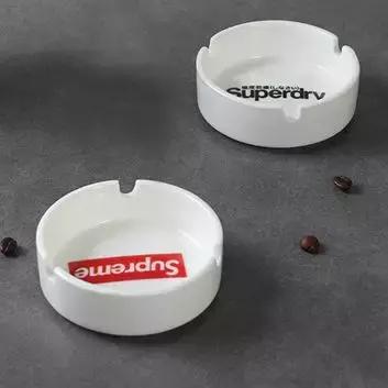 supreme万物皆可潮台湾网友评论,土到极致就是潮万物皆可supreme