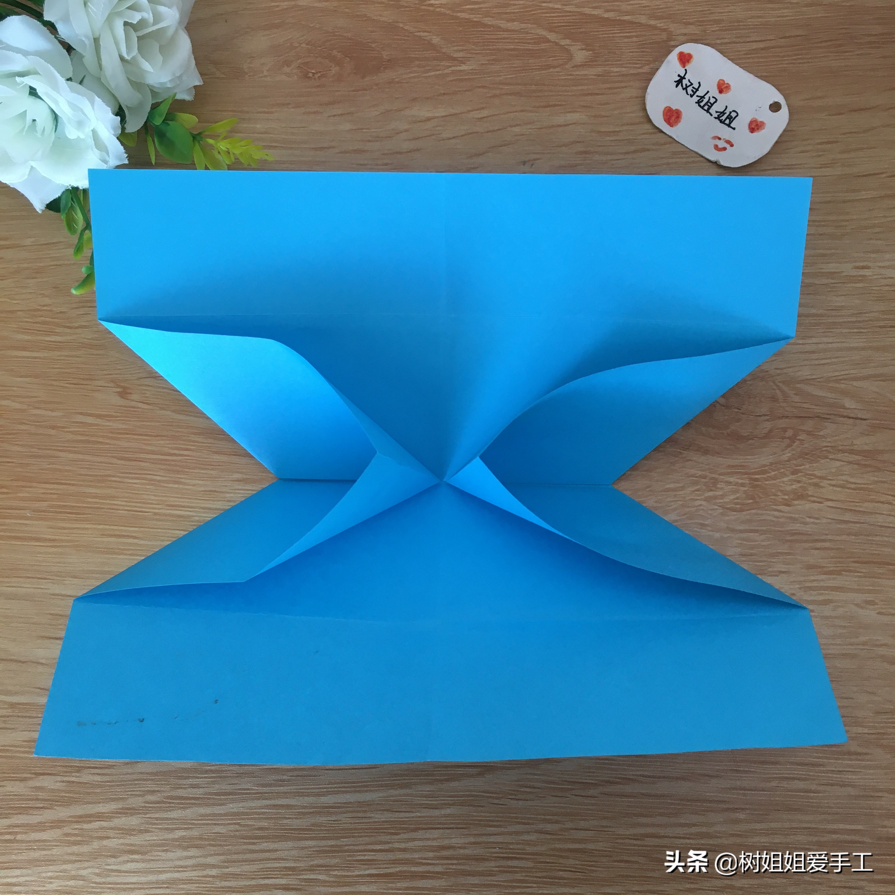 a4纸能放进去的相框怎么做,简单用一张正方形纸折创意折纸