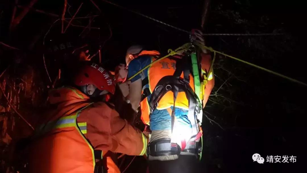 致敬最美逆行者白衣天使,致敬危难时刻的逆行者