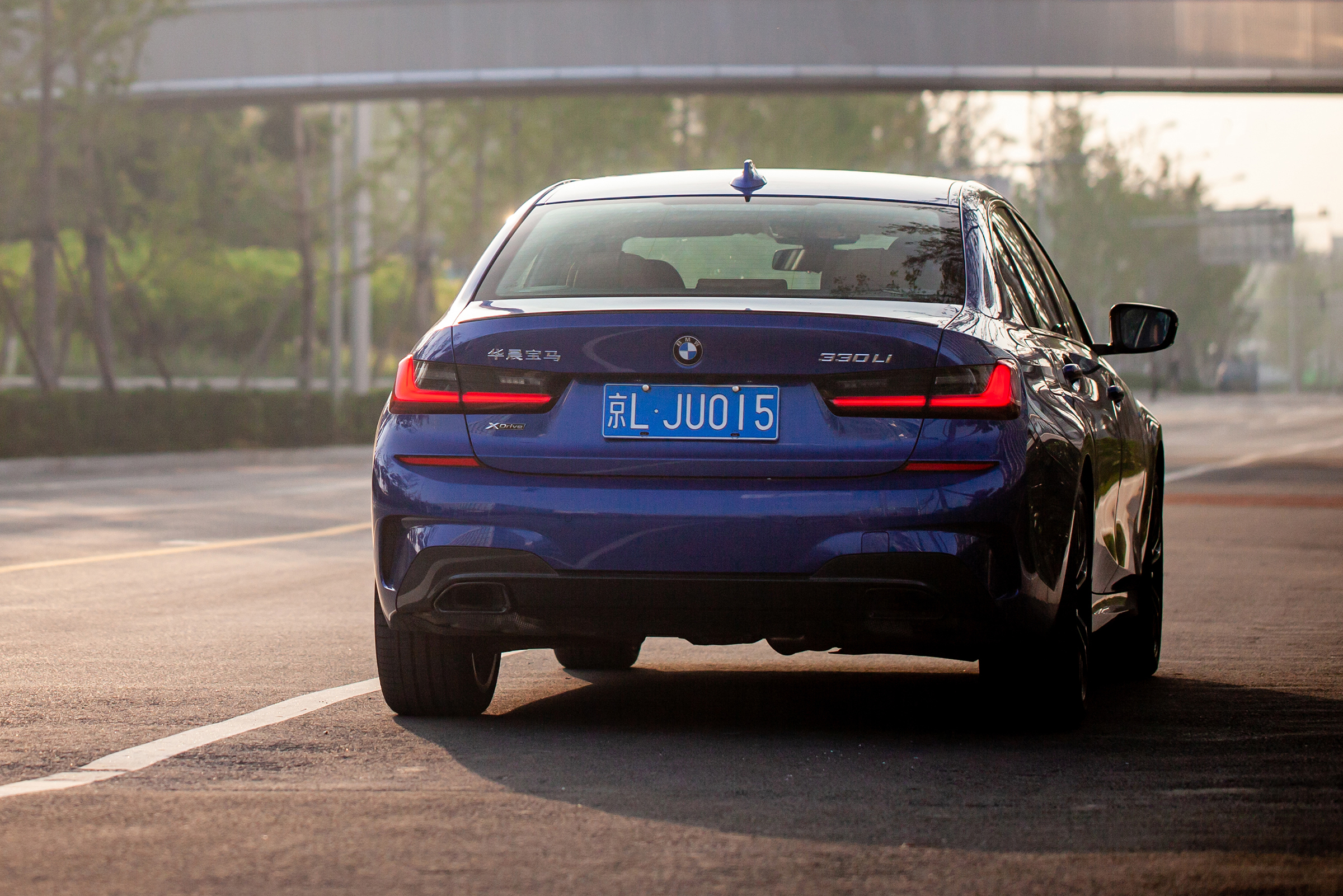 宝马330li试驾测评,宝马330li试驾感受