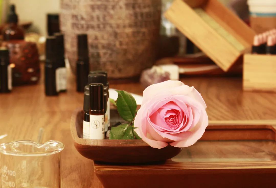 让情绪流动起来，才是“减龄”的密钥