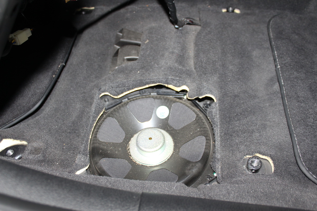 宝马专车定制音响改装,宝马改装用什么音响比较好