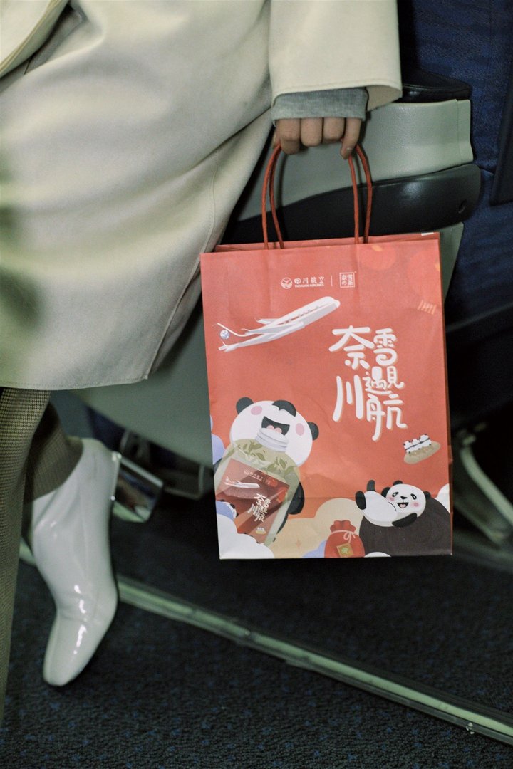 开箱视频月饼盒,高颜值的月饼包装袋竟然有瑕疵