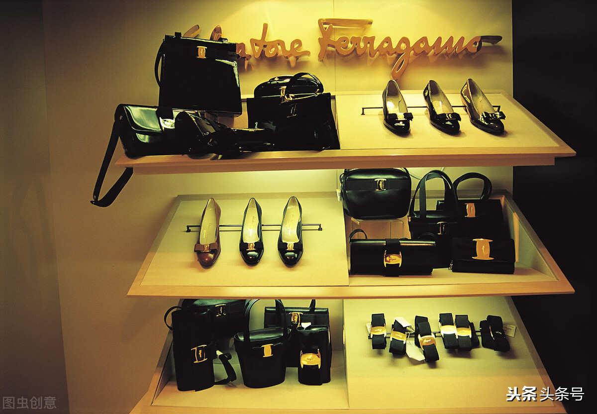 卖鞋子一年能赚多钱,温州老板卖鞋子两大特点赚50万