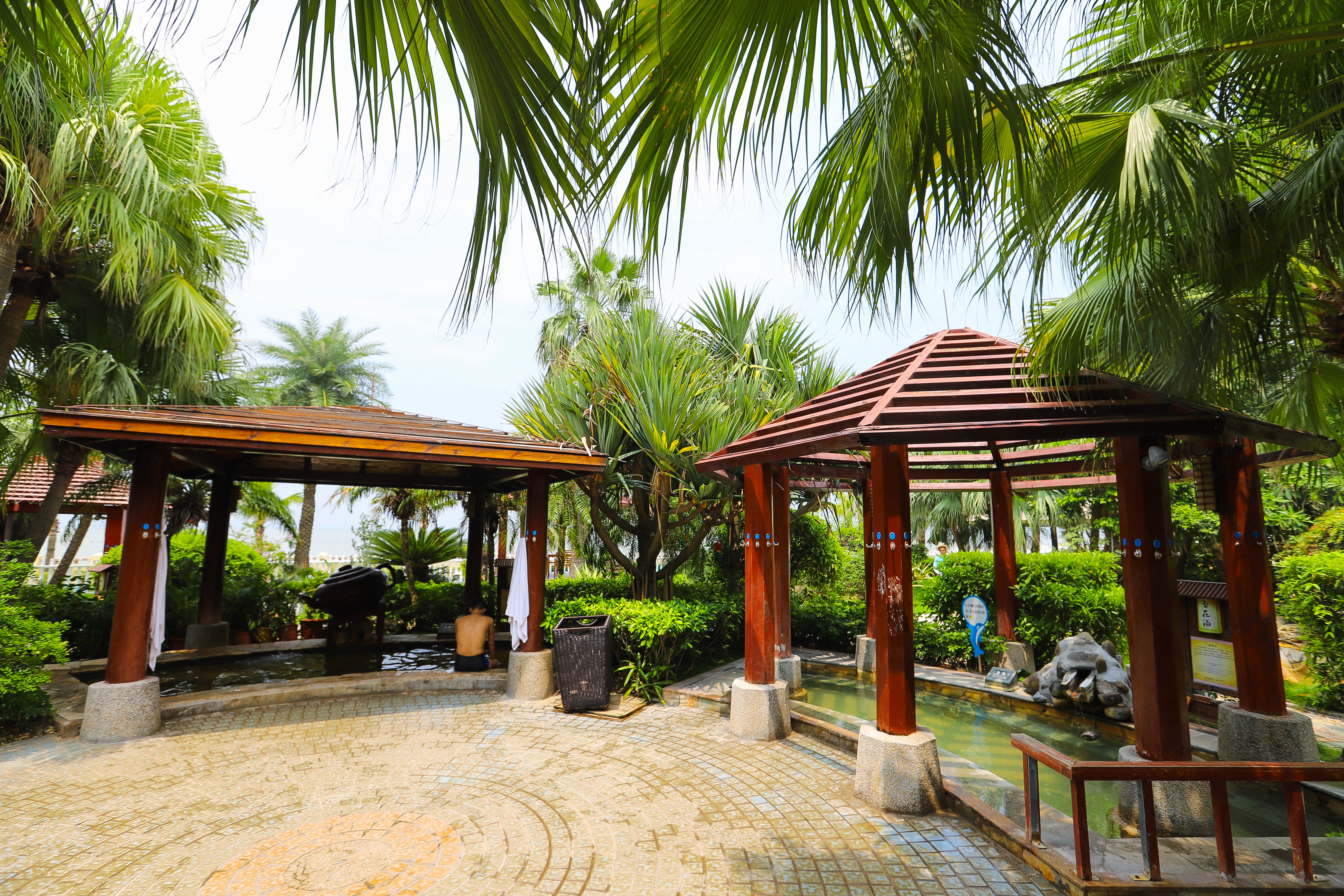 珠海海泉湾温泉公交车路线,珠海海泉湾和御温泉哪个好