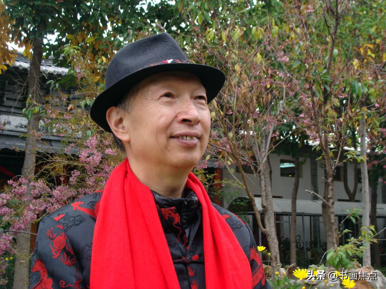 素练庆云起“天鸡”画作殊——记“九齿冠华”王世军先生