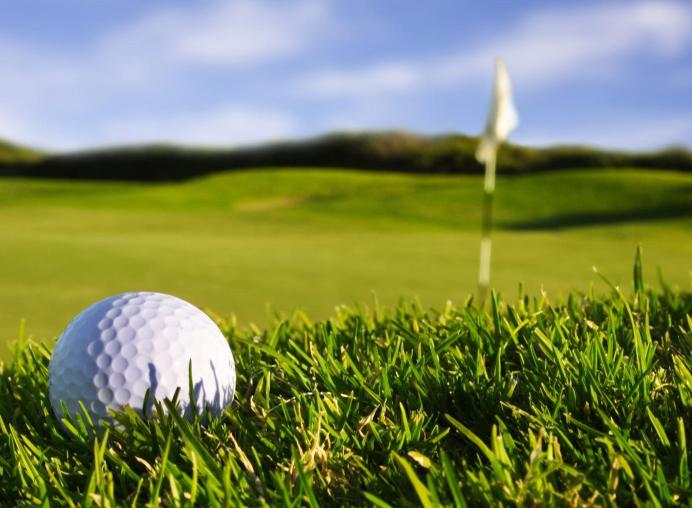 完成一个球洞最好的方式,很大程度上受距离的影响