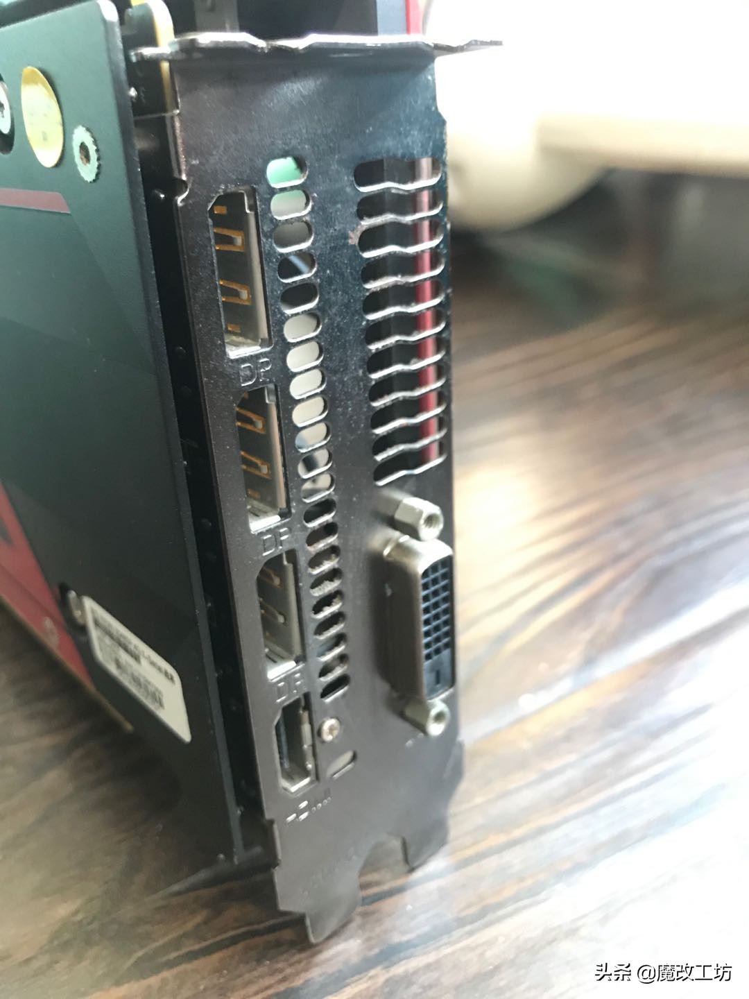 580蓝宝石显卡鲁大师跑分16万,新版鲁大师显卡跑分17万什么水平