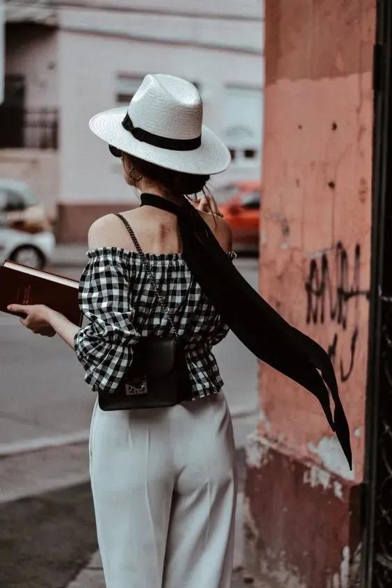 丝巾的100种系法,90x90方形丝巾的系法慢动作视频