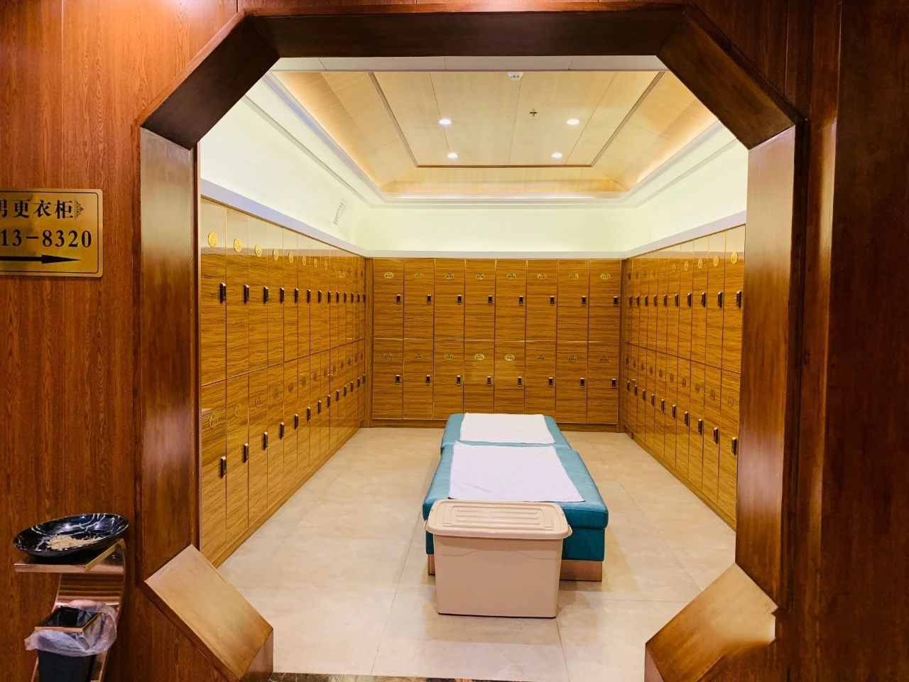 巴厘岛洗浴广场,巴厘岛海滩洗浴场