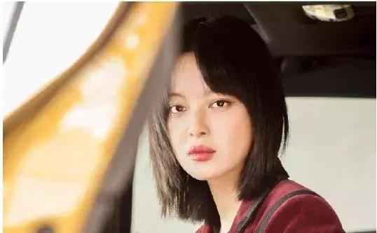 辛芷蕾发型是剪出来还是烫出来的,辛芷蕾的发型剪出来的效果