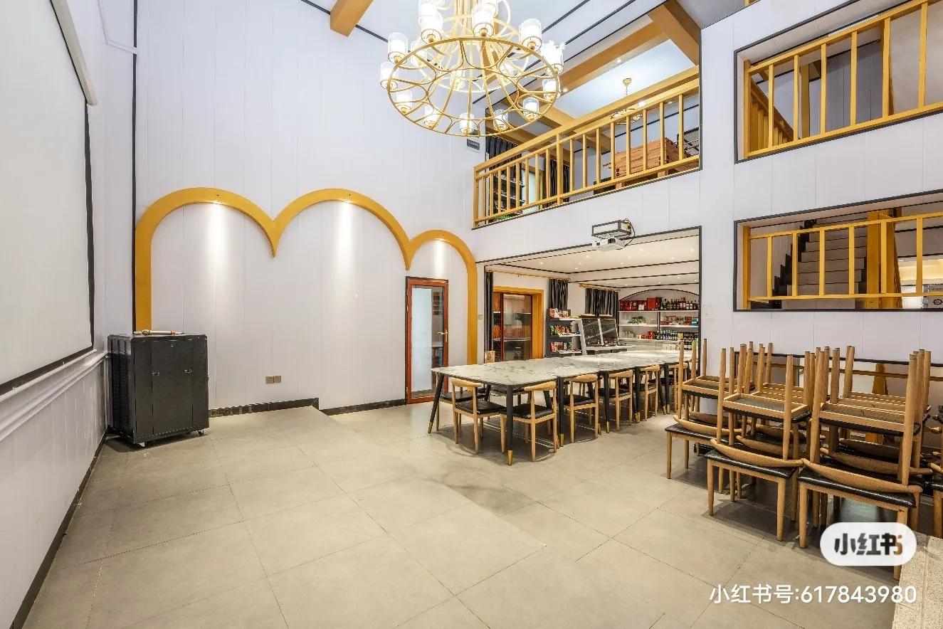 威廉古堡别墅轰趴环保路,威廉古堡年会团建别墅轰趴馆