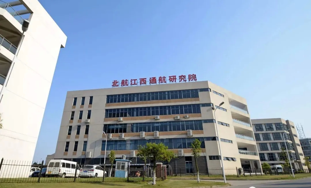 壮志凌云开战斗机,壮志凌云谋发展