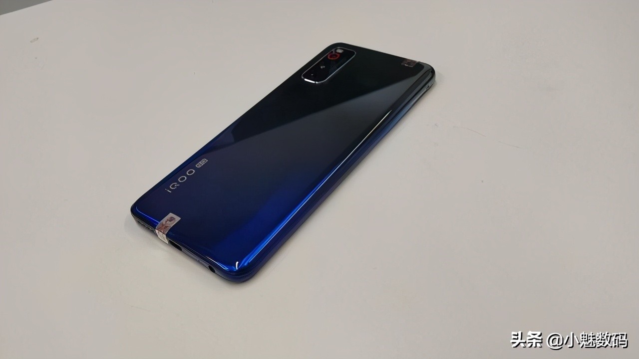 iqooneo7骁龙版评测,iqooneo3手机详细评测