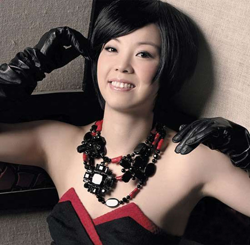 张怡宁的妈妈王凤英,张怡宁母亲是谁