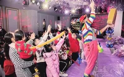 洛阳市花好月圆酒店,花园酒店花好月圆