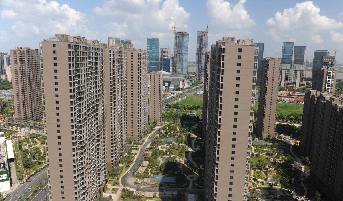 买房中的容积率得房率是什么意思,买房容积率和得房率的区别