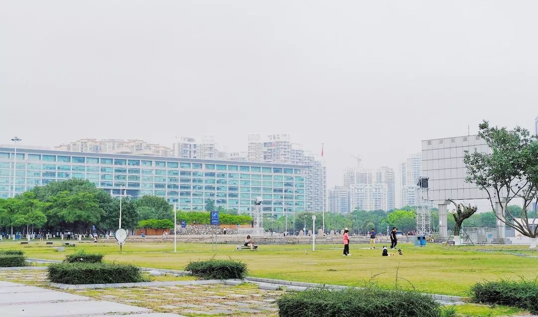 宝安西部中心,宝安的市中心