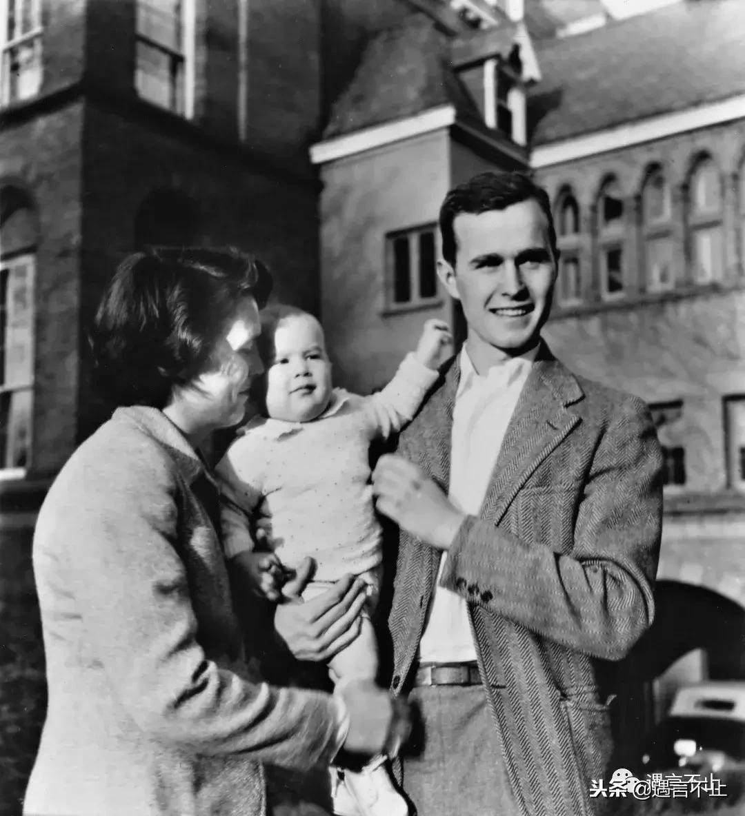 怎样评价老布什和芭芭拉的爱情,老布什和妻子芭芭拉