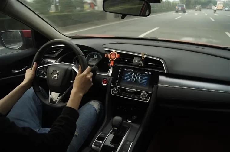 思域2018款二手车价格3万公里,十代思域1.0t3万公里收车价