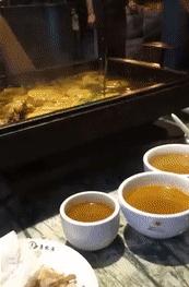 开心一刻｜所谓财富自由：花光财富，让它重获自由